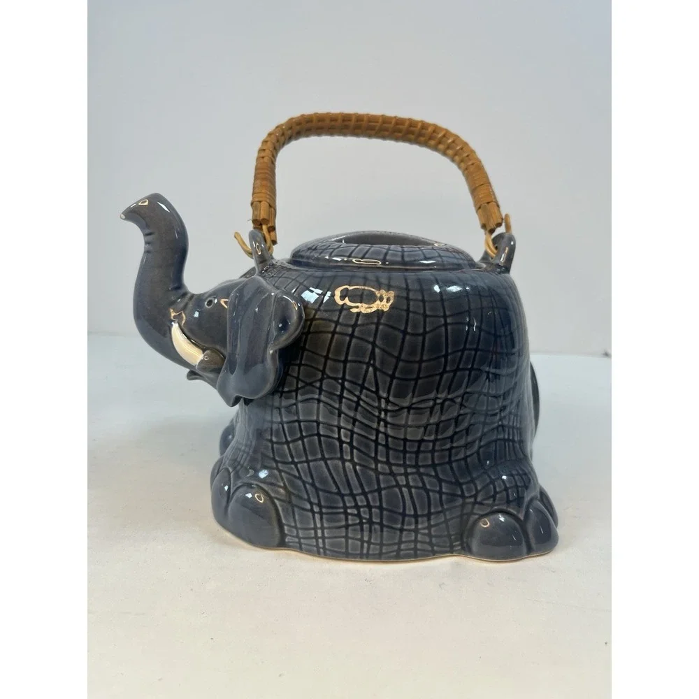 Vintage 1979 Barbi Jo Stim Elephant Tea Pot Coffee Vandor Imports Collectible‎